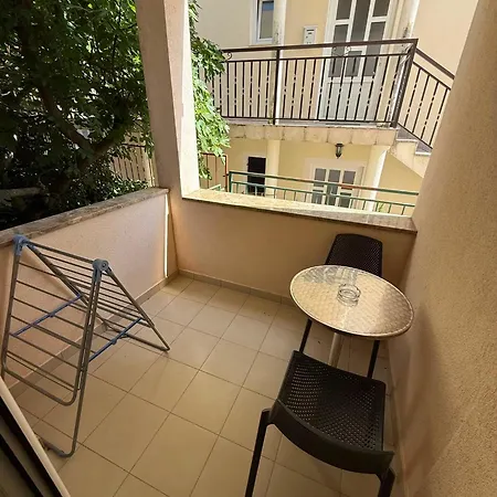 Appartamento Santic Baška Voda