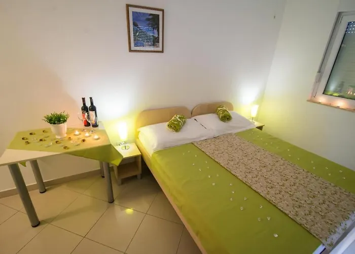 Appartamento Santic Baška Voda